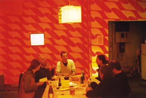 Situation am Tisch in der Allerheiligenstr. 7